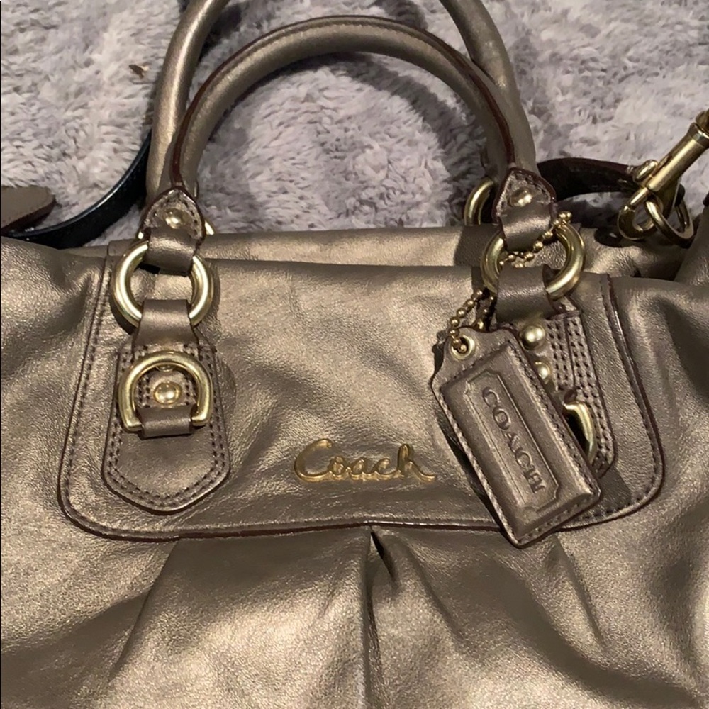 Purse fairly used hand or shoulder